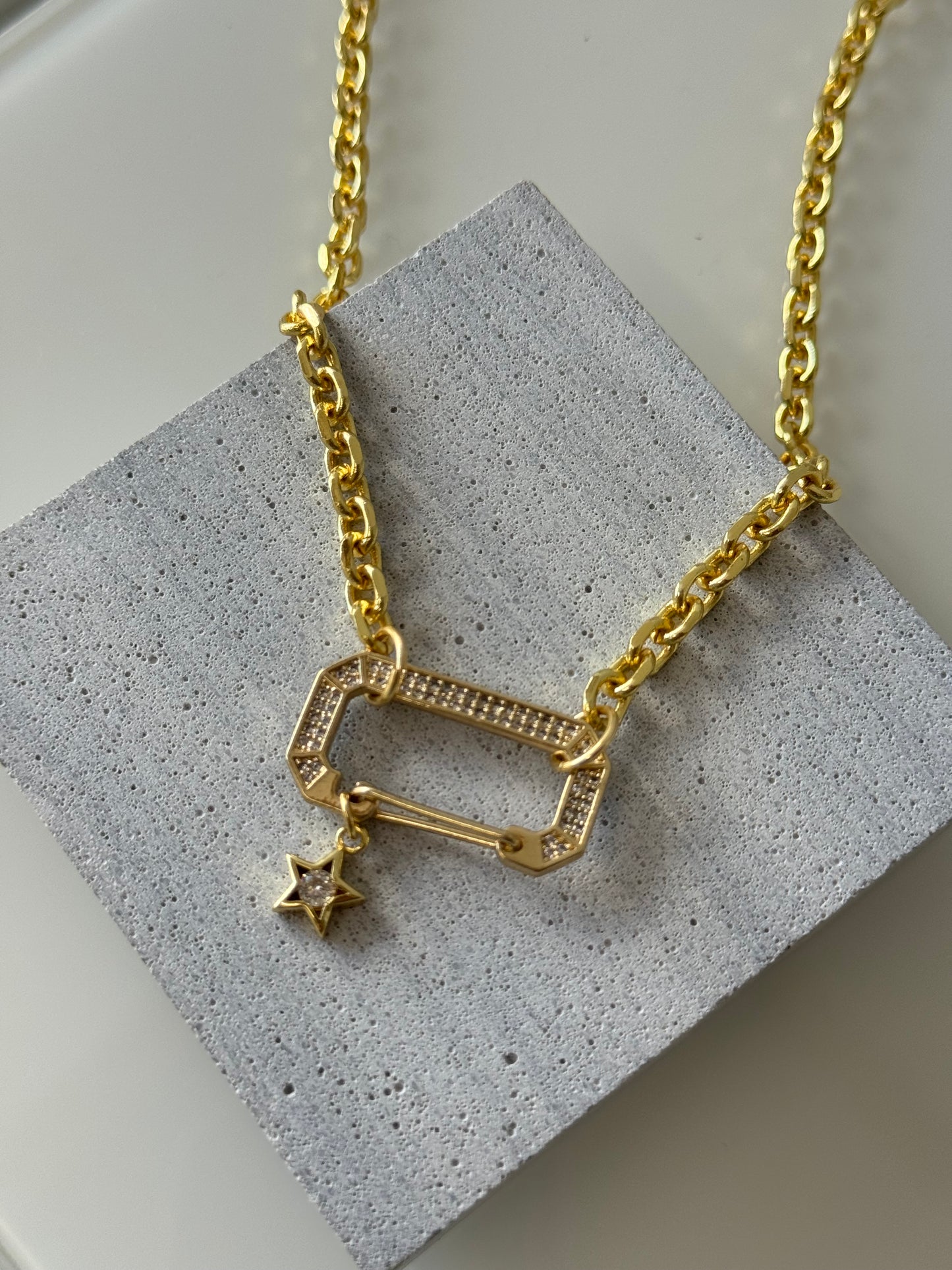 sofi necklace - Morena Lucía