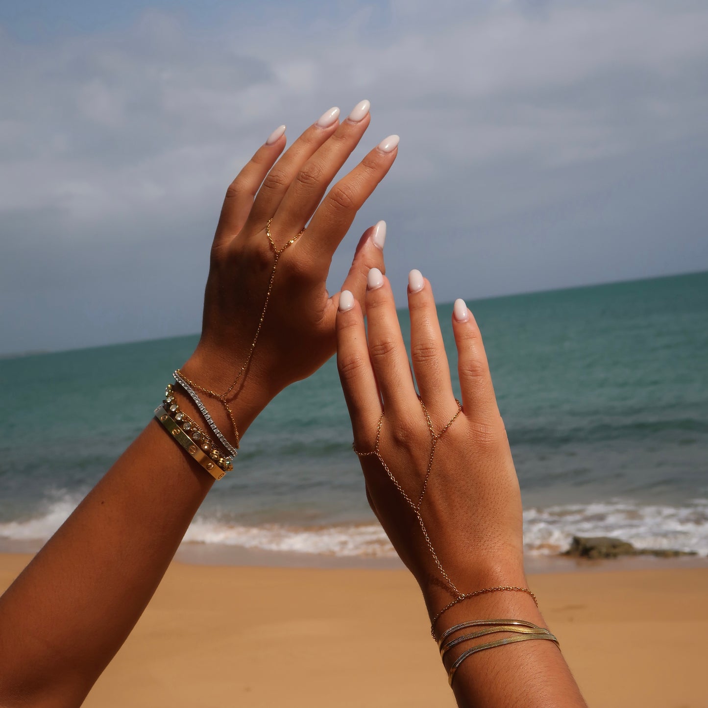 mina hand chain