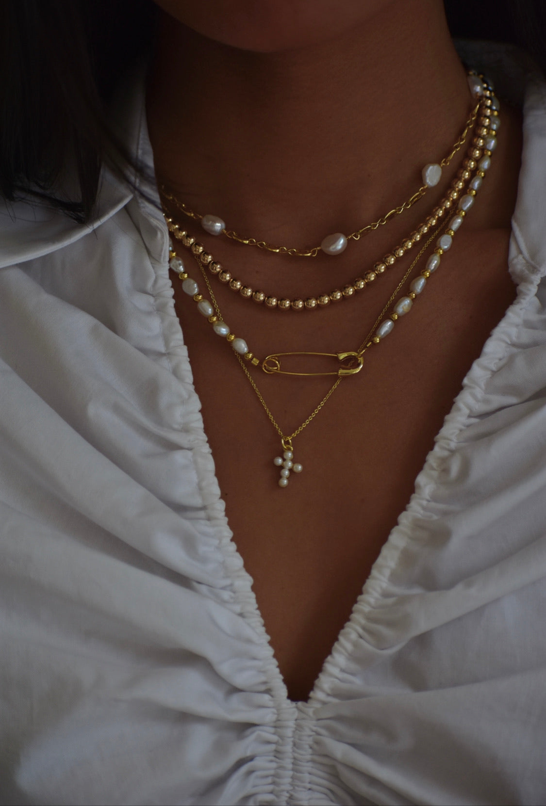 pearl cross - Morena Lucía