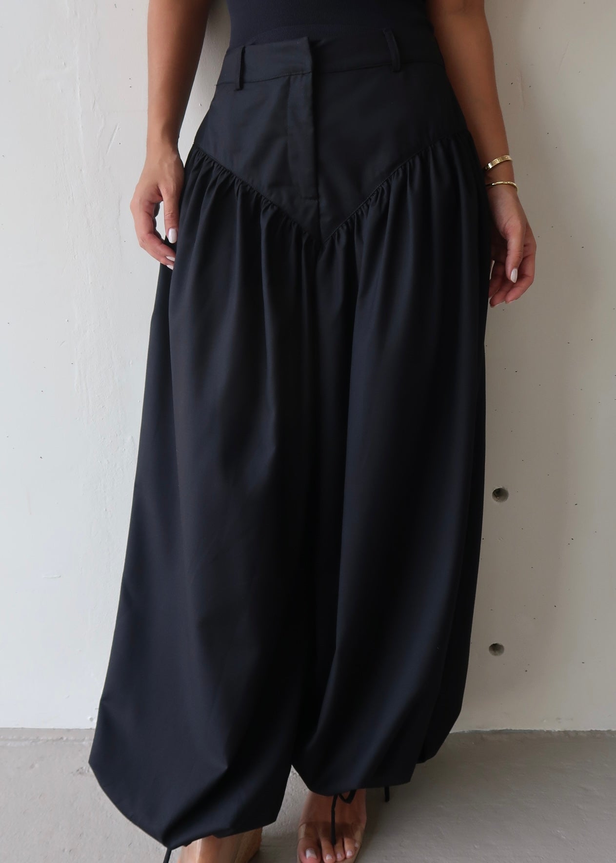 Balloon Black Pant