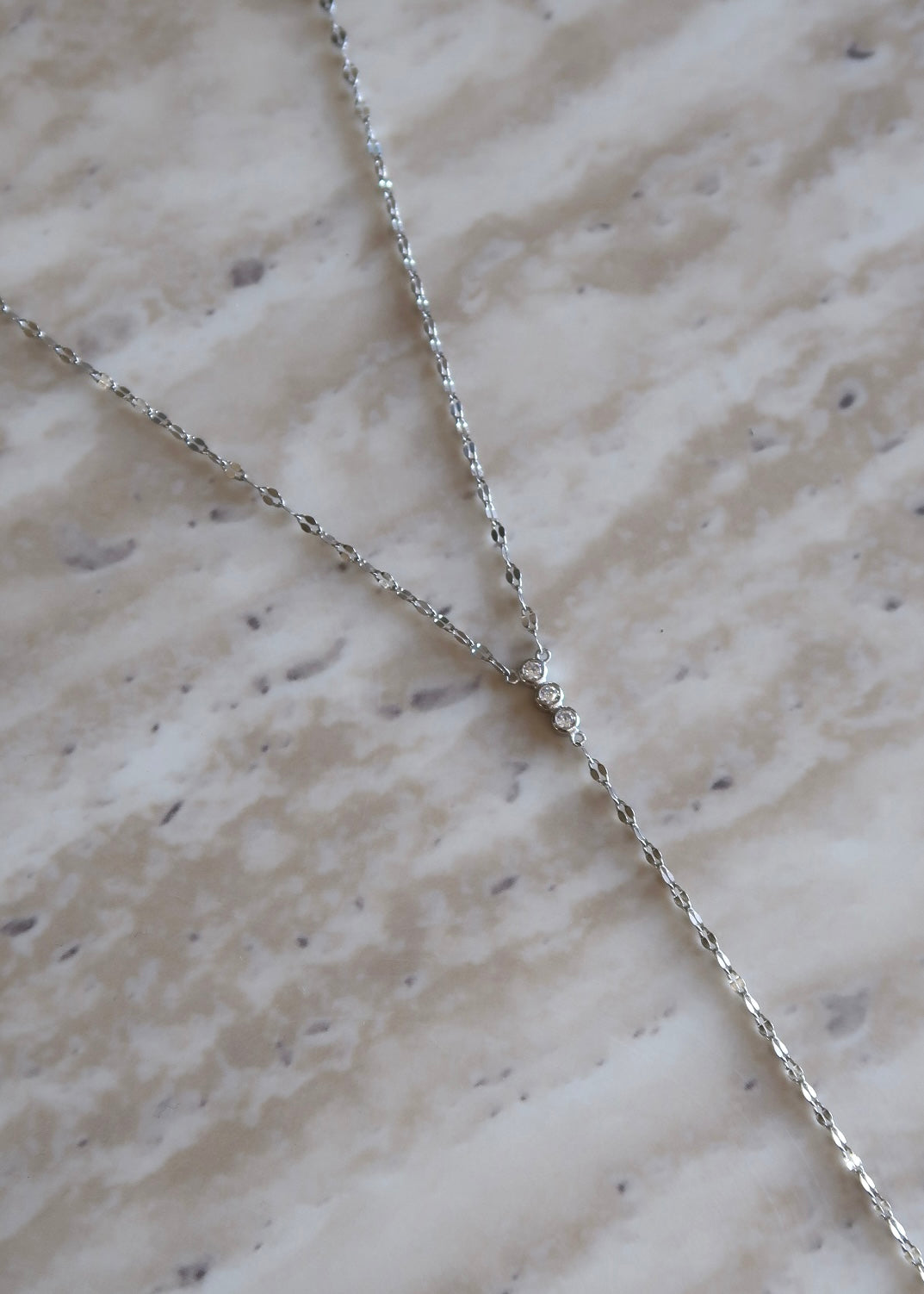 élise necklace