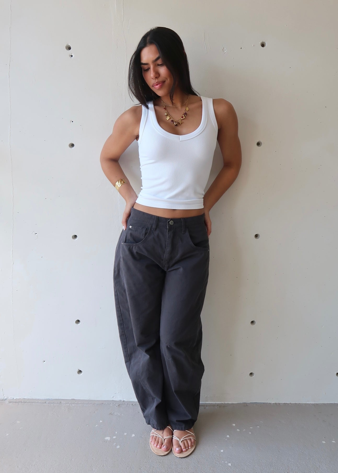 Anne V Neck Basic Top