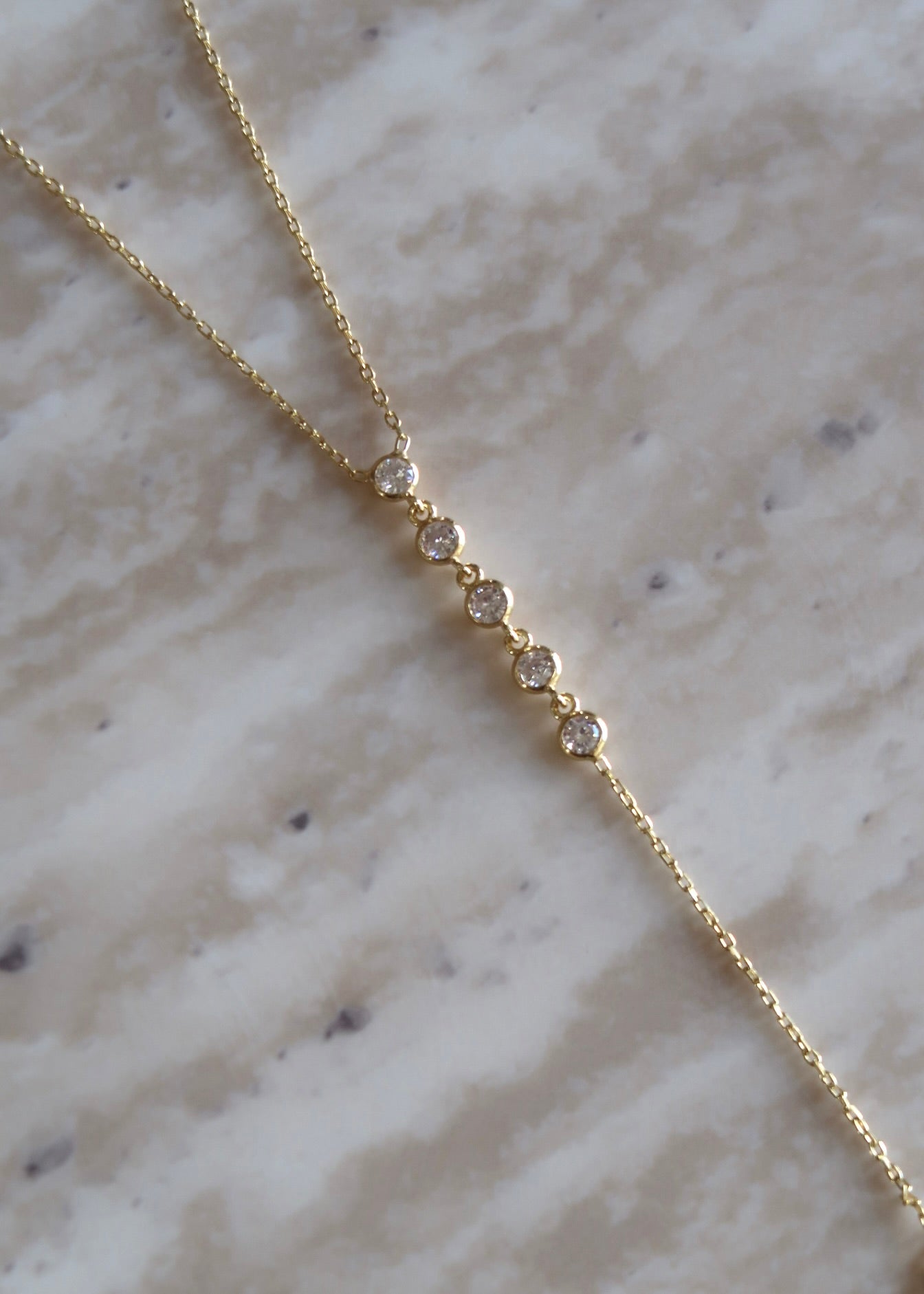 Doré Lariat Necklace
