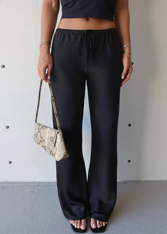 Léa Santin Pants - Black