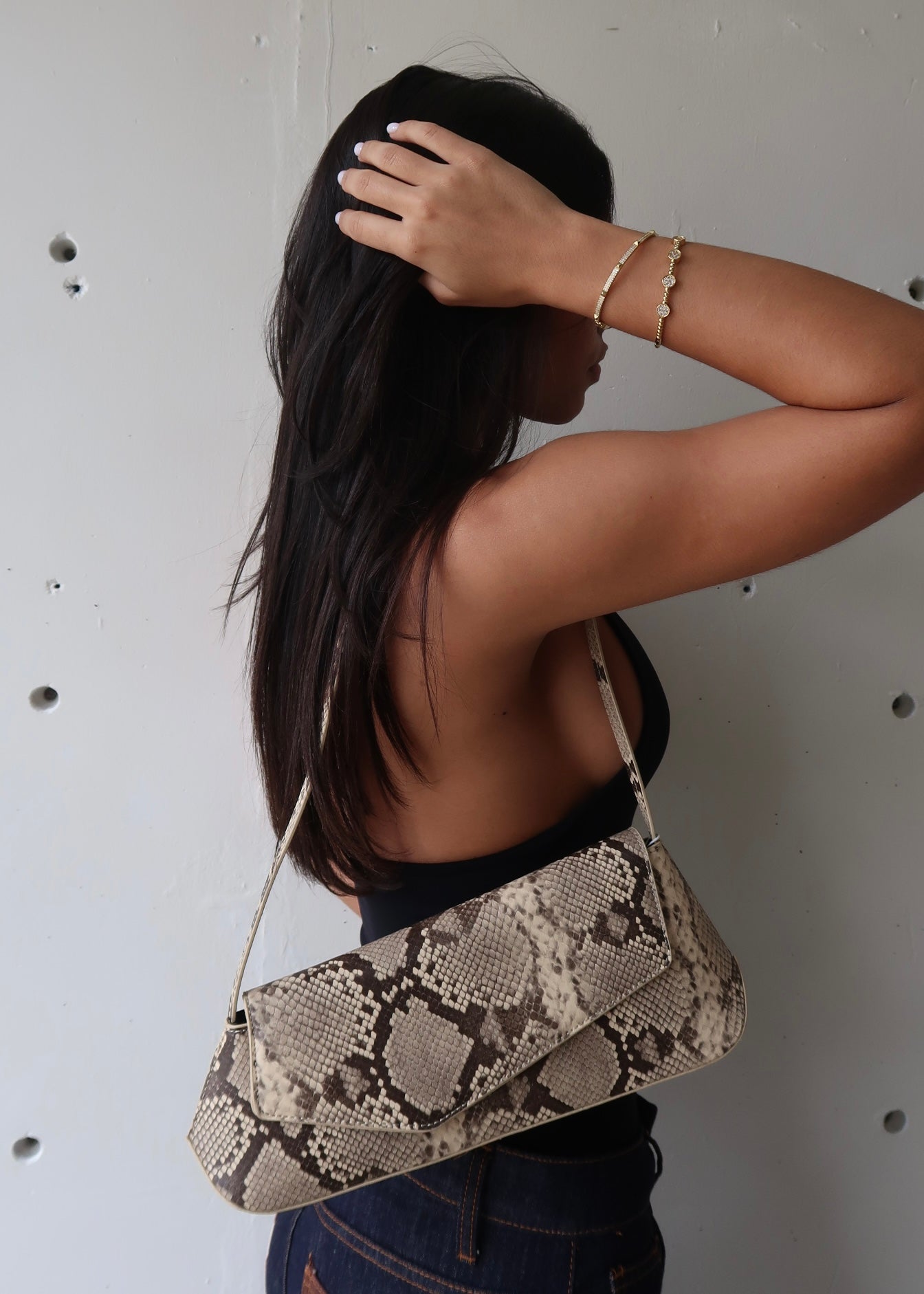 Zelié Snake Shoulder Bag