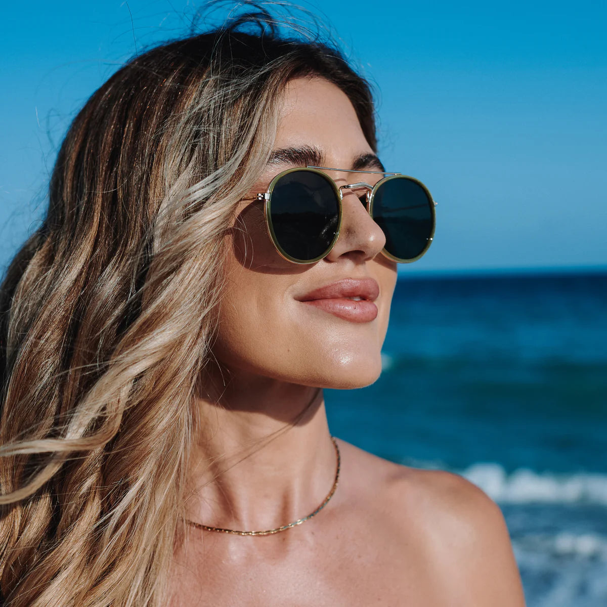 All Board Moss/ Green Sunglasses - Morena Lucía