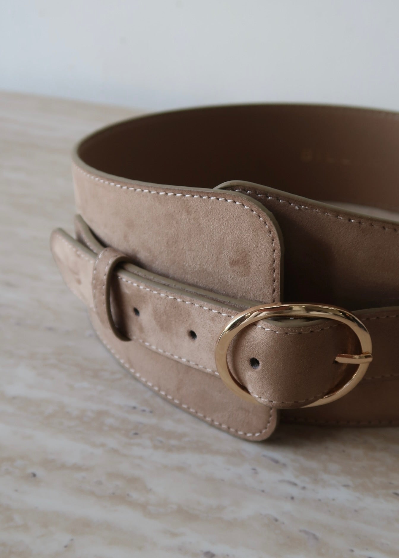 Nava Belt - Stone Suede