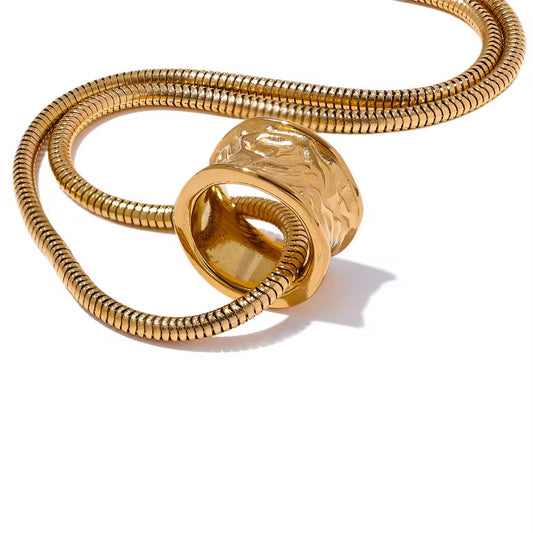 romy pendant necklace