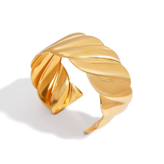 dalia cuff