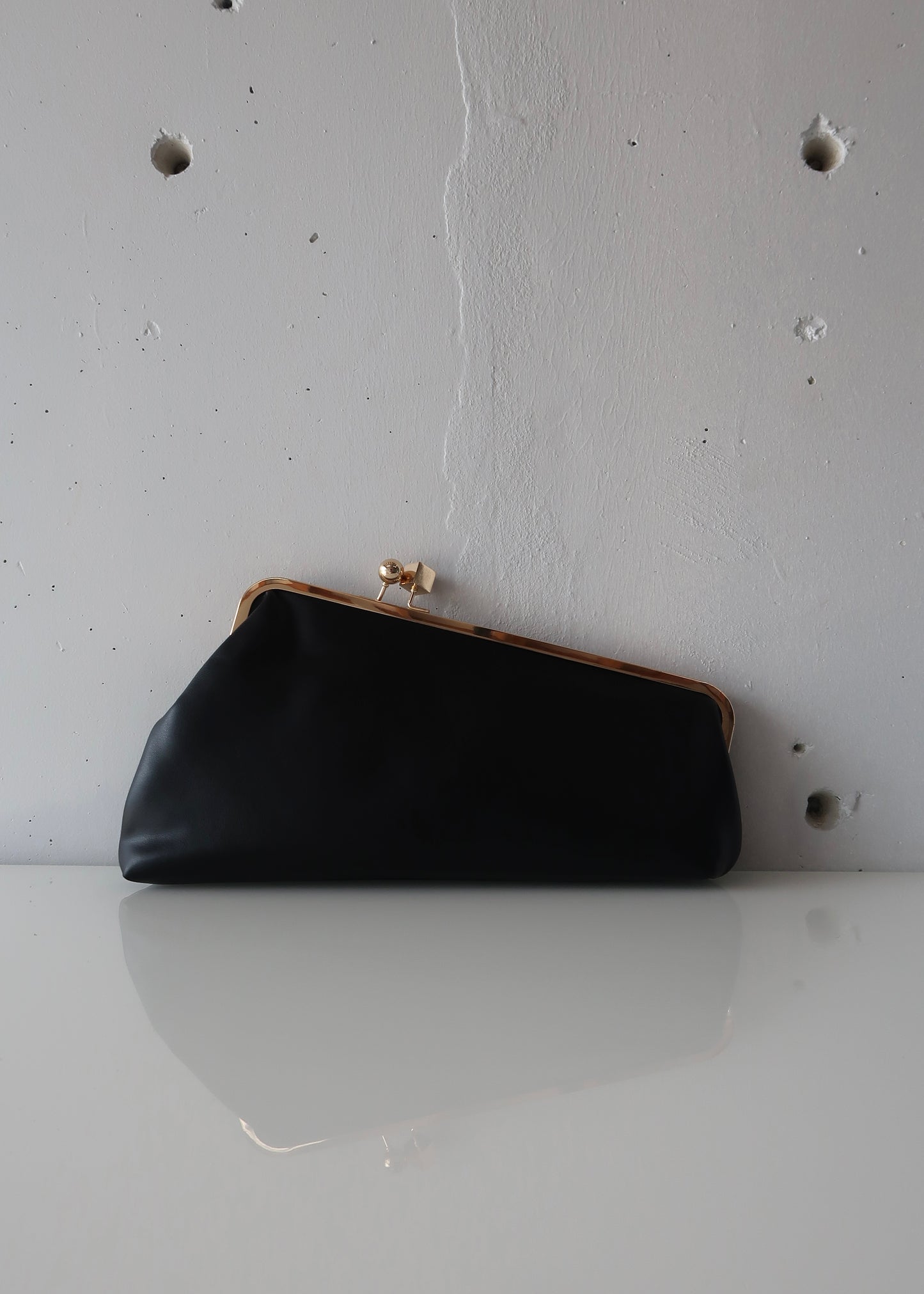 Léa Clutch - Black