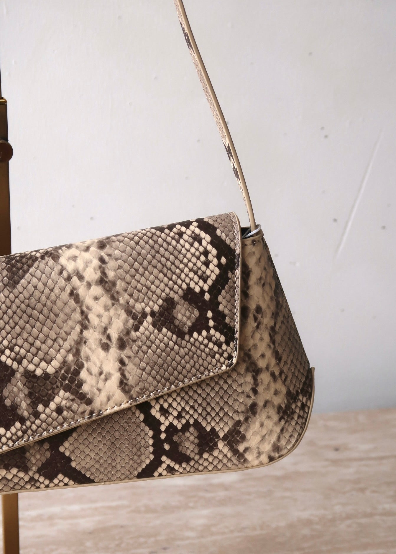 Zelié Snake Shoulder Bag