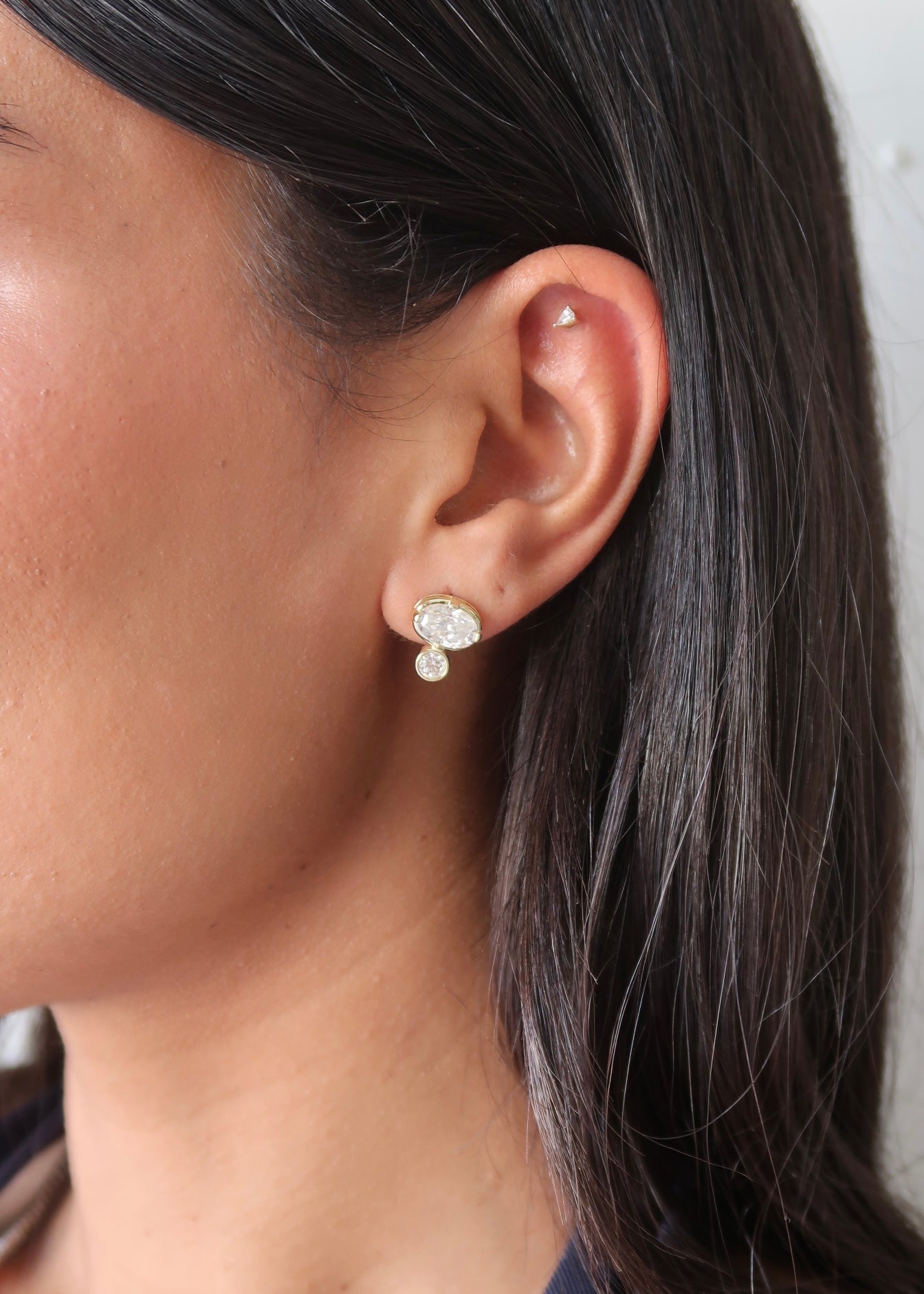 Vioré Studs