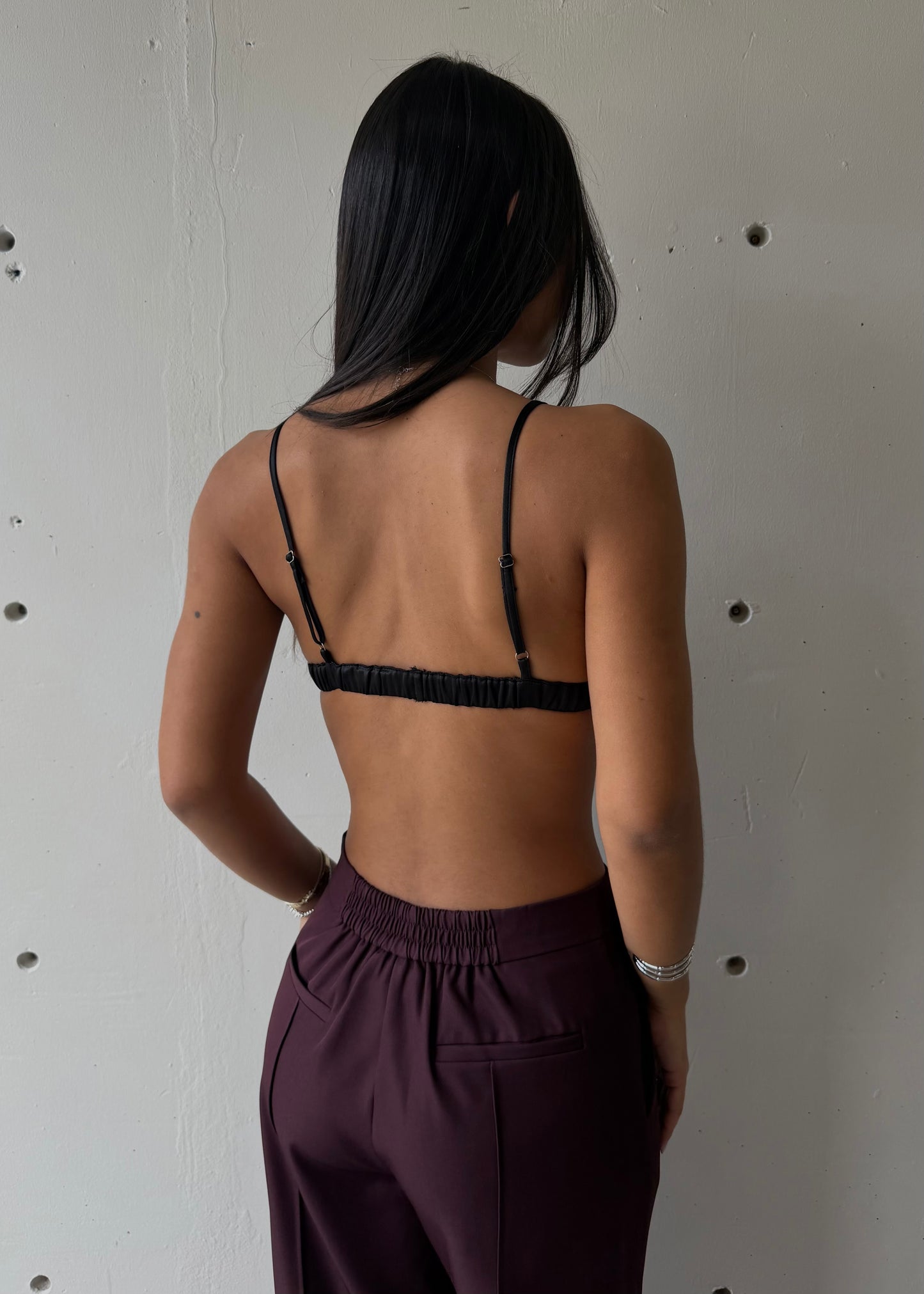 Néa Satin Bralette- Black