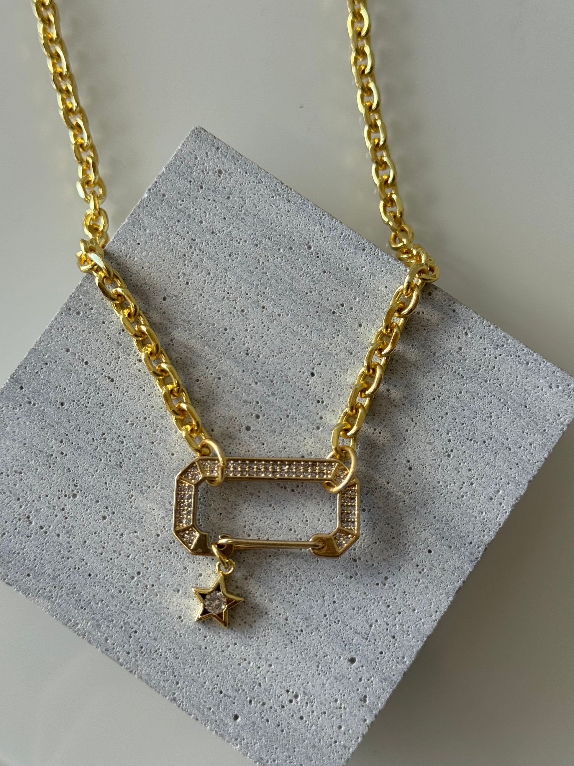 sofi necklace - Morena Lucía