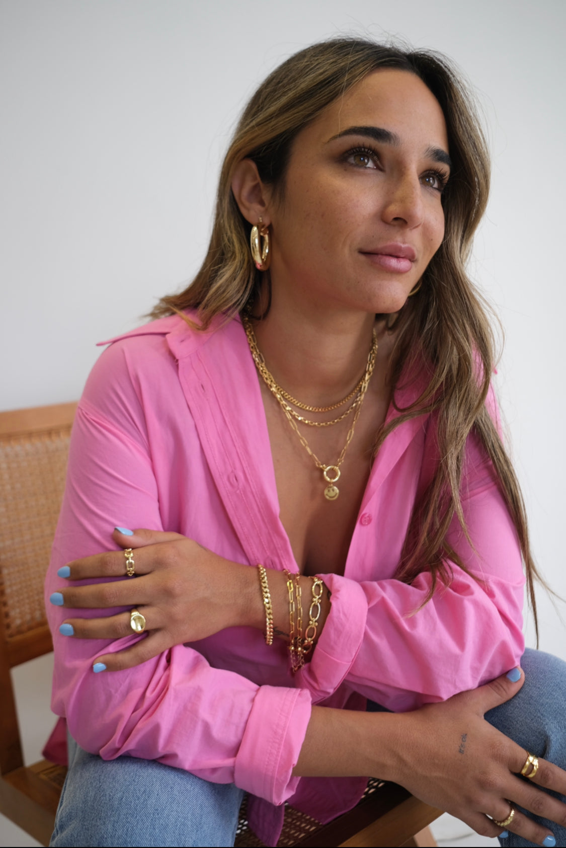 stronger hoops - Morena Lucía