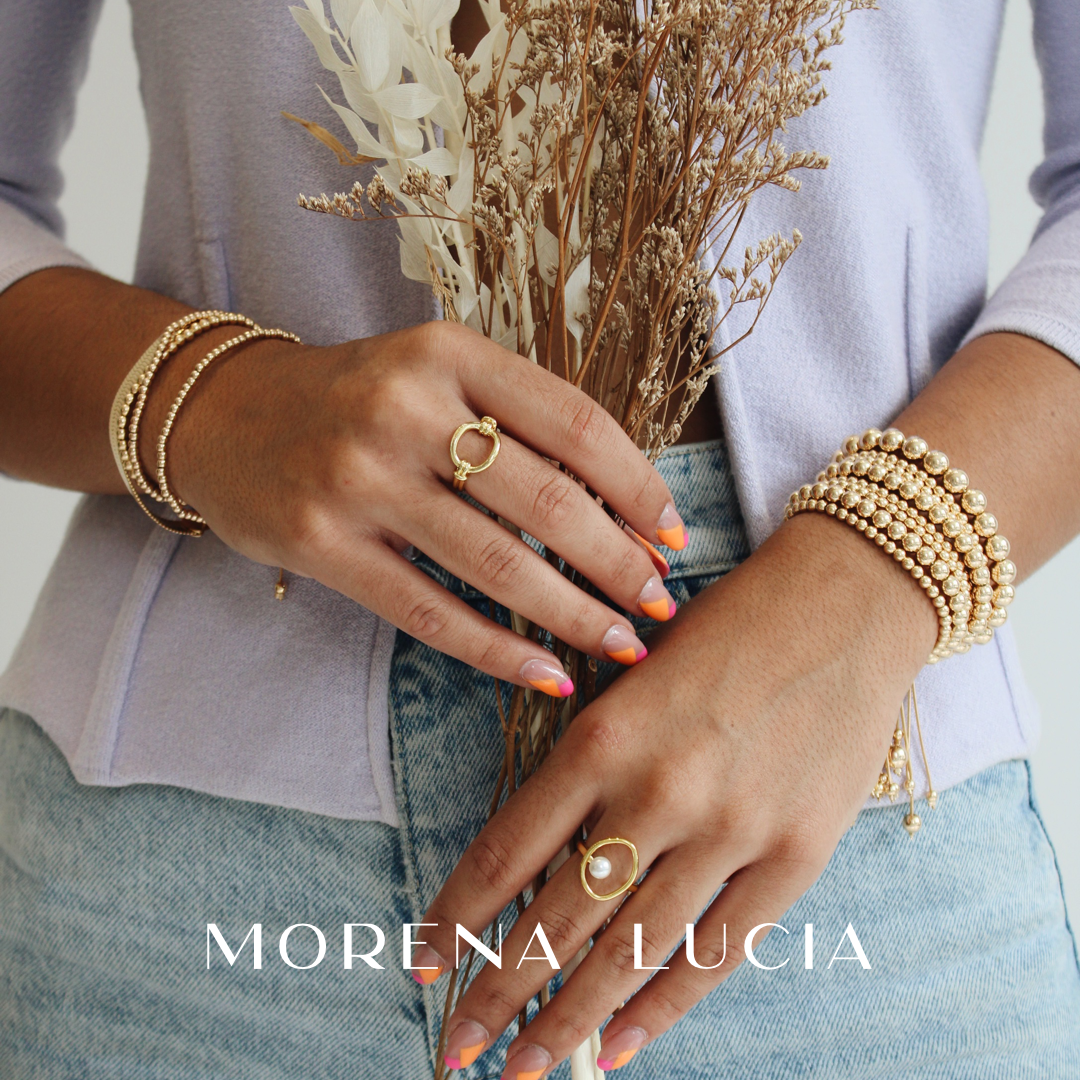 daniela ring - Morena Lucía